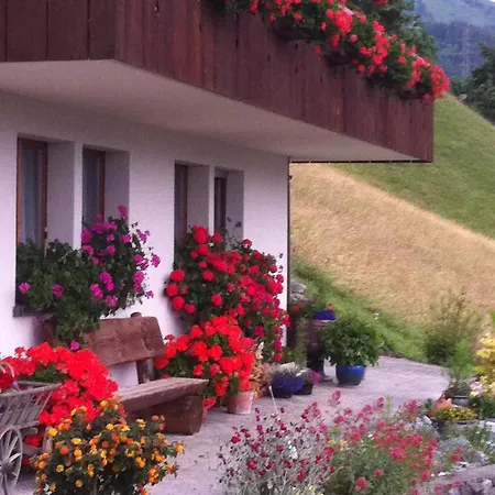 Anneliese Schaad Apartamento